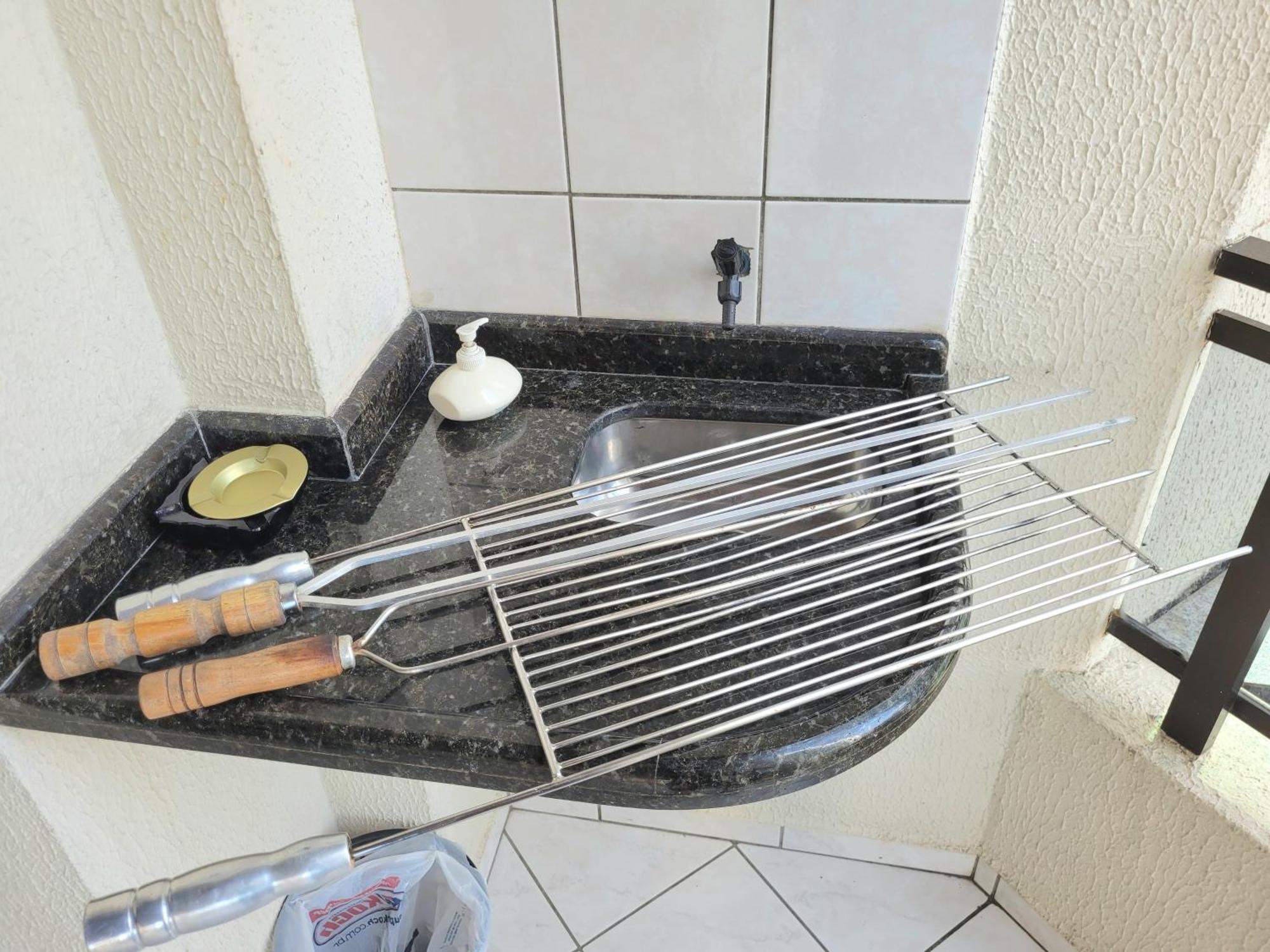 Apartamento 200 Metros Da Praia 03 Quartos Com Ar Condicionado - Meia Praia - Itapema Exteriör bild