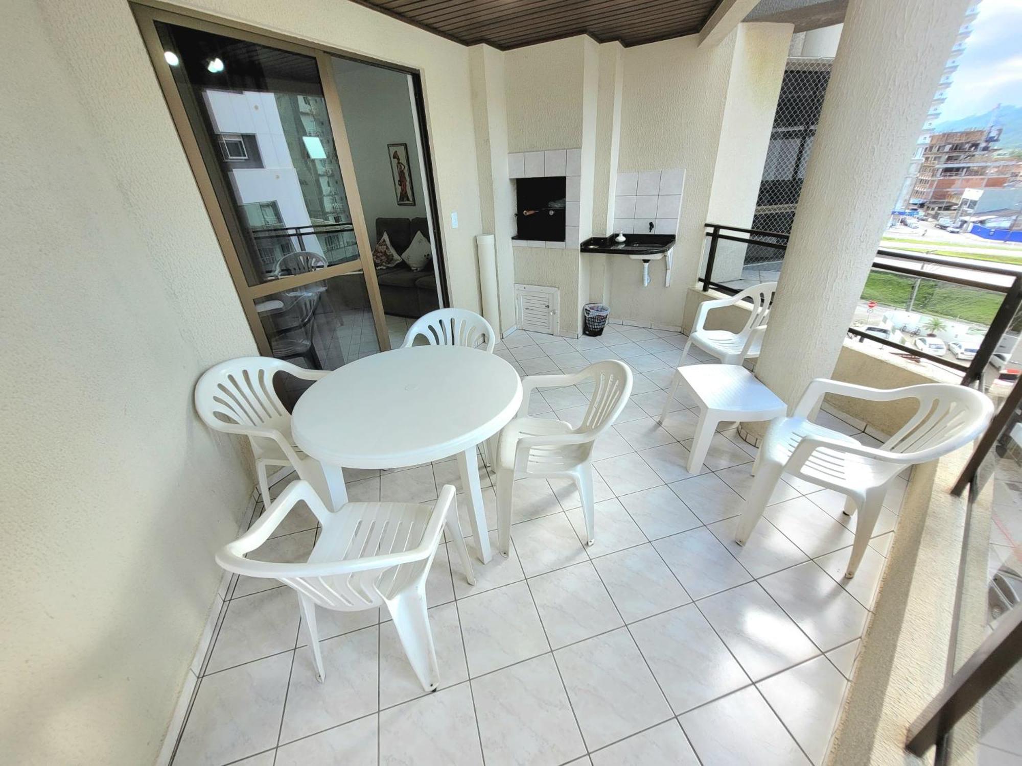 Apartamento 200 Metros Da Praia 03 Quartos Com Ar Condicionado - Meia Praia - Itapema Exteriör bild